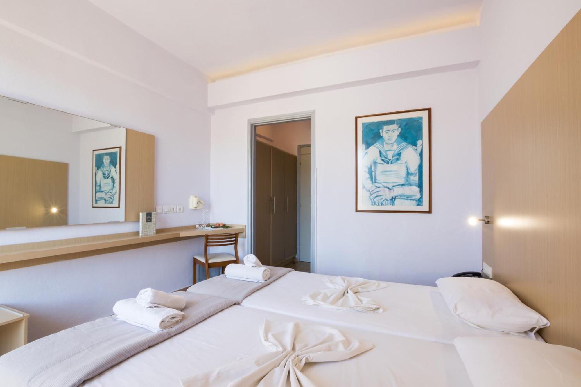 Atlantis Hotel カルパトス エクステリア 写真